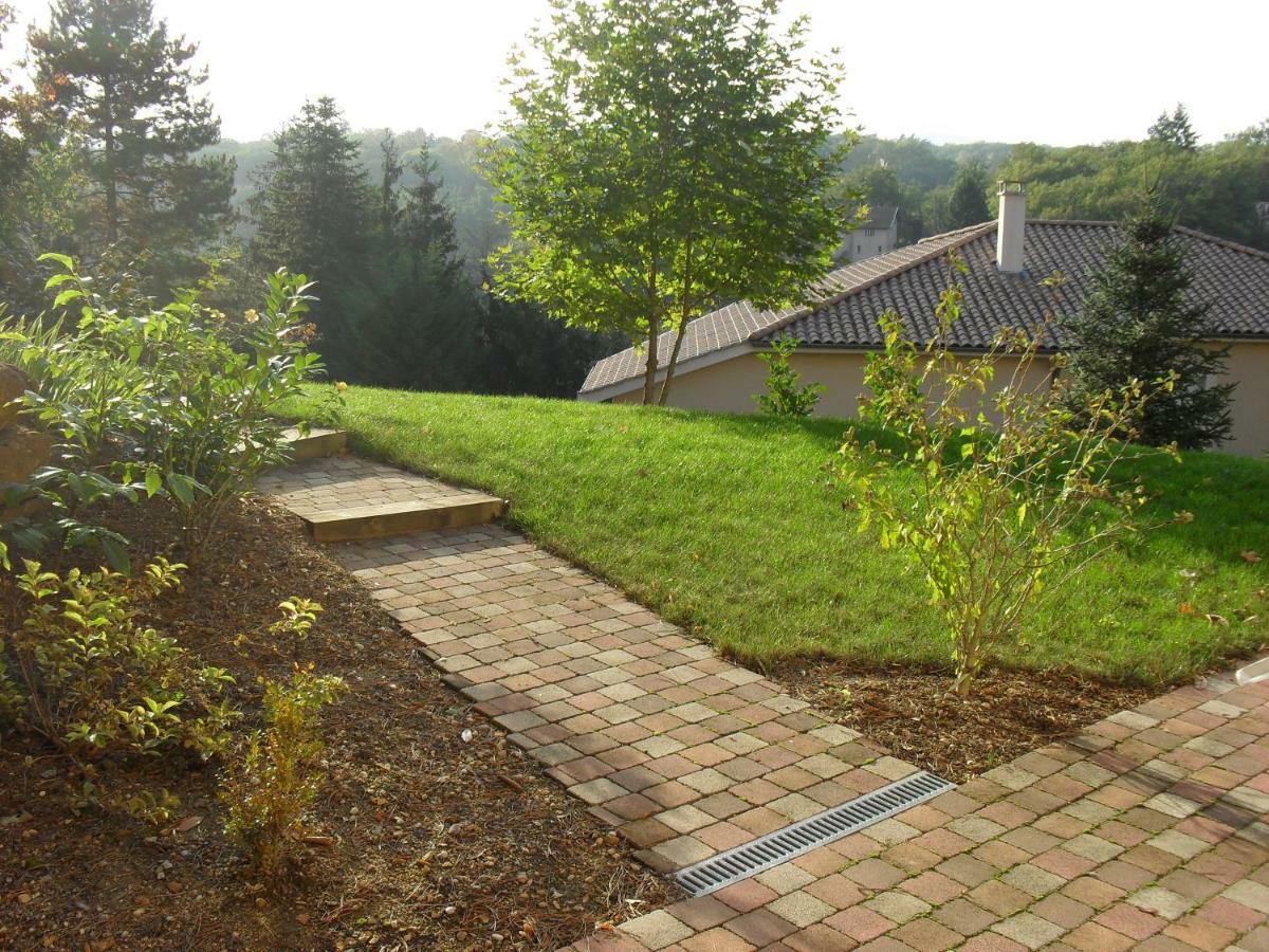 Appartement Dans Propriete Calme En Pleine Nature Charbonnieres-les-Bains Exterior photo