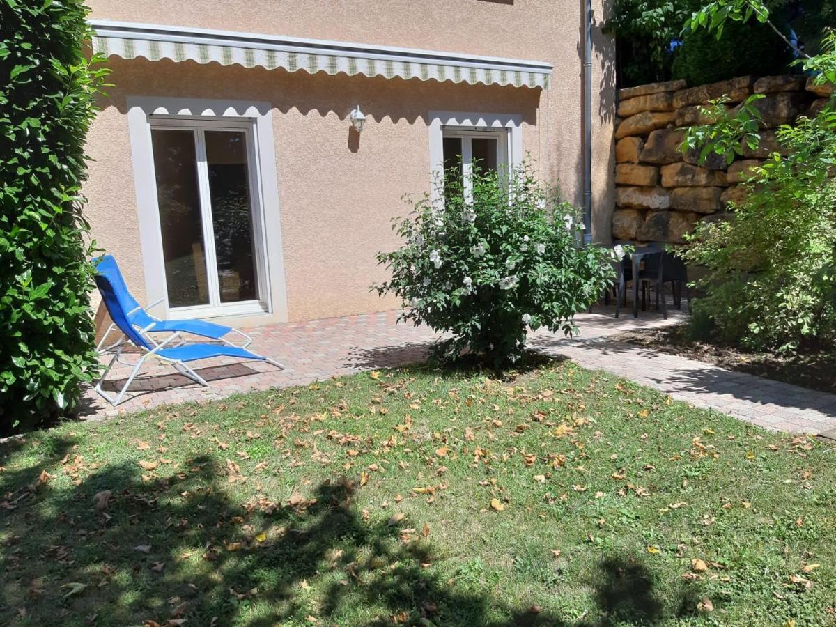 Appartement Dans Propriete Calme En Pleine Nature Charbonnieres-les-Bains Exterior photo